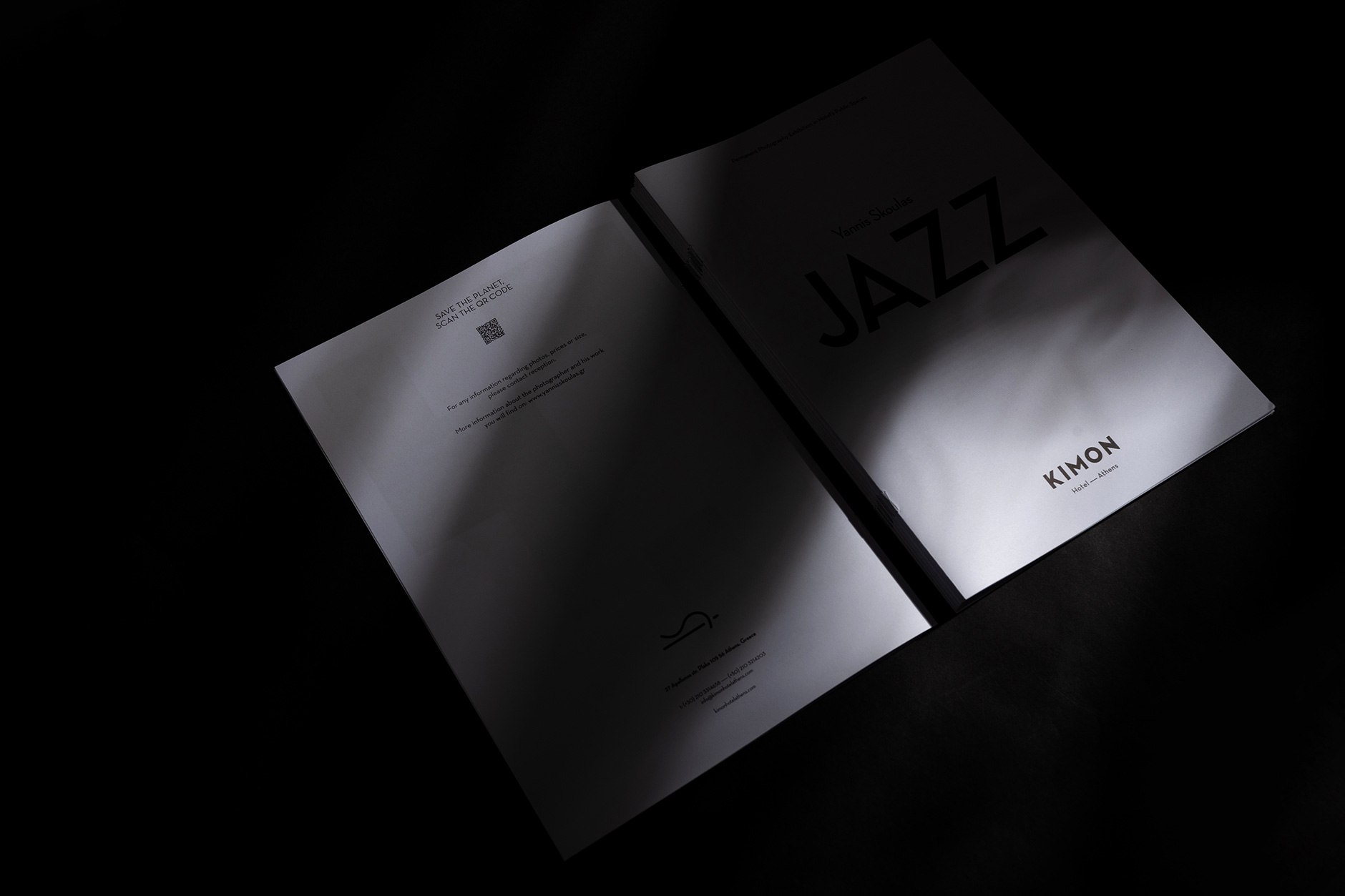 Loonatiks_Design_Crew_Jazz_Giannis-Skoulas_Brochure_Cover-Back