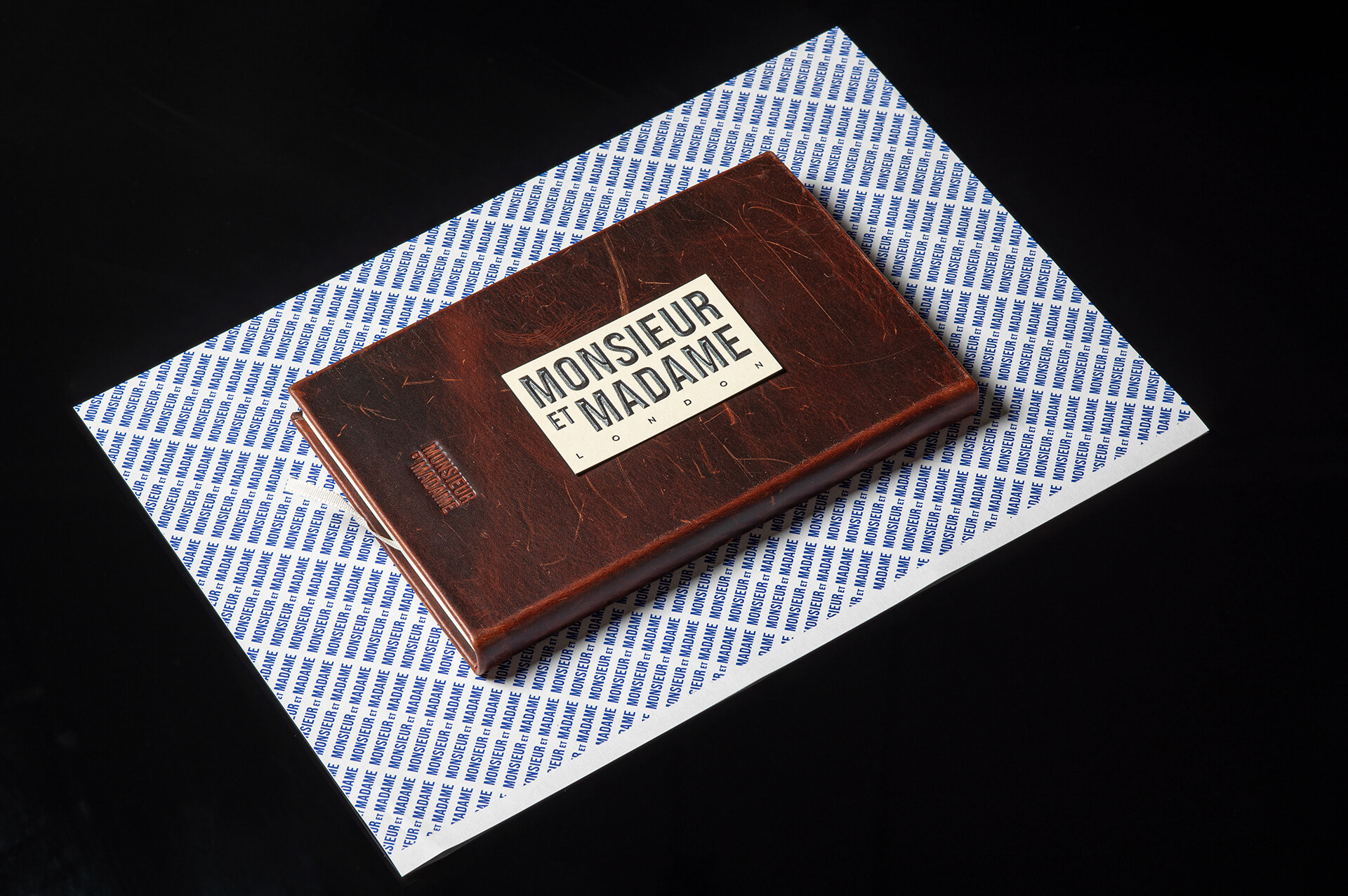 Loonatiks_Design_Crew_Monsieur_et_Madame_Notebook-card-wrappingpaper